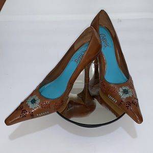 EUC Carlos Santana Pumps